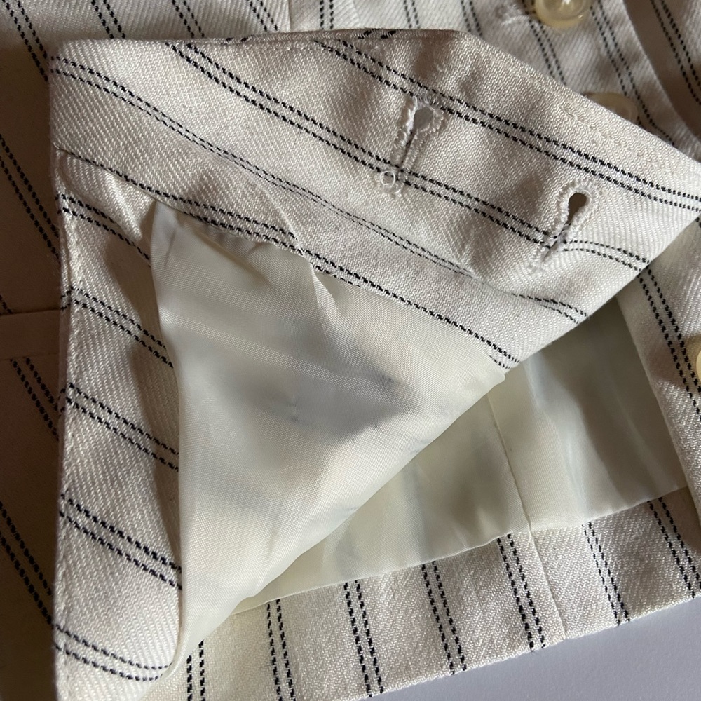 Button down American Living vest. Cream/White vest with black stripes.